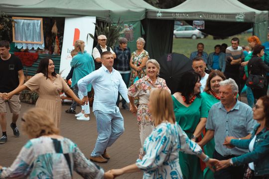 Gm. Leśniowice. Udane Żniwowanie na Maczułach. Tradycja, kultura, dobra zabawa [GALERIA ZDJĘĆ]