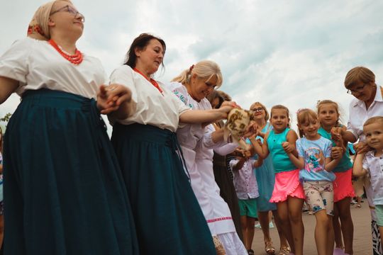 Gm. Leśniowice. Udane Żniwowanie na Maczułach. Tradycja, kultura, dobra zabawa [GALERIA ZDJĘĆ]