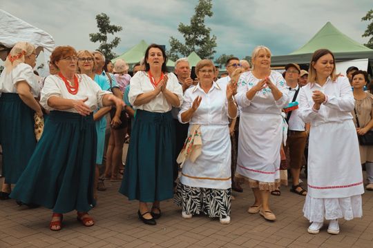Gm. Leśniowice. Udane Żniwowanie na Maczułach. Tradycja, kultura, dobra zabawa [GALERIA ZDJĘĆ]