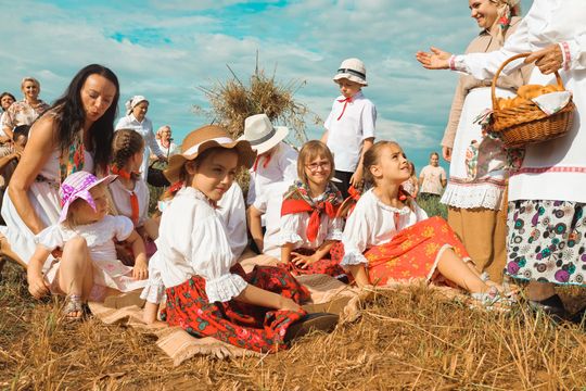 Gm. Leśniowice. Udane Żniwowanie na Maczułach. Tradycja, kultura, dobra zabawa [GALERIA ZDJĘĆ]