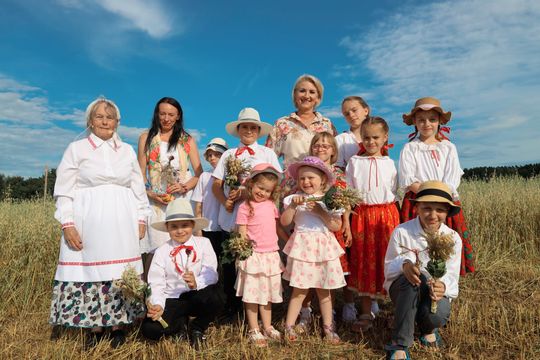 Gm. Leśniowice. Udane Żniwowanie na Maczułach. Tradycja, kultura, dobra zabawa [GALERIA ZDJĘĆ]