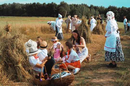 Gm. Leśniowice. Udane Żniwowanie na Maczułach. Tradycja, kultura, dobra zabawa [GALERIA ZDJĘĆ]