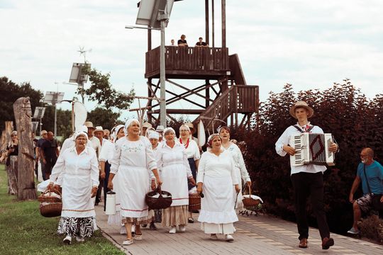 Gm. Leśniowice. Udane Żniwowanie na Maczułach. Tradycja, kultura, dobra zabawa [GALERIA ZDJĘĆ]