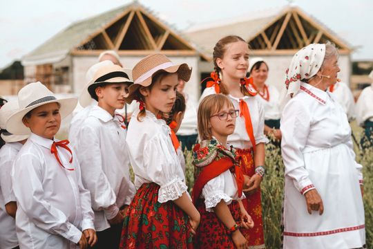Gm. Leśniowice. Udane Żniwowanie na Maczułach. Tradycja, kultura, dobra zabawa [GALERIA ZDJĘĆ]