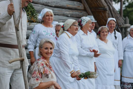 Gm. Leśniowice. Udane Żniwowanie na Maczułach. Tradycja, kultura, dobra zabawa [GALERIA ZDJĘĆ]