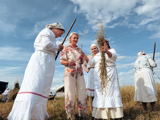 Gm. Leśniowice. Udane Żniwowanie na Maczułach. Tradycja, kultura, dobra zabawa [GALERIA ZDJĘĆ]