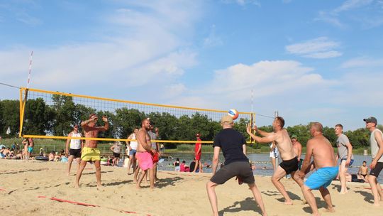 Gm. Kamień. Siatkówka Plażowa o „Puchar Wójta” 2025 [GALERIA ZDJĘĆ]