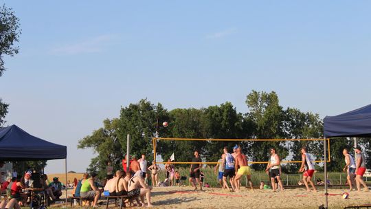 Gm. Kamień. Siatkówka Plażowa o „Puchar Wójta” 2025 [GALERIA ZDJĘĆ]