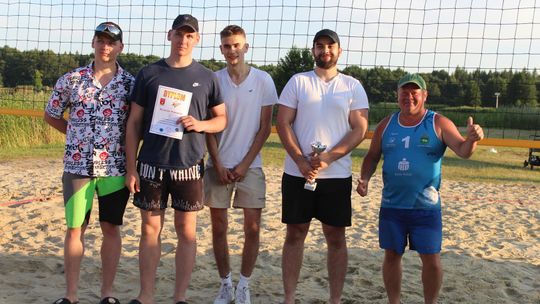Gm. Kamień. Siatkówka Plażowa o „Puchar Wójta” 2025 [GALERIA ZDJĘĆ]