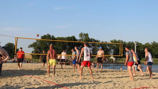Gm. Kamień. Siatkówka Plażowa o „Puchar Wójta” 2025 [GALERIA ZDJĘĆ]