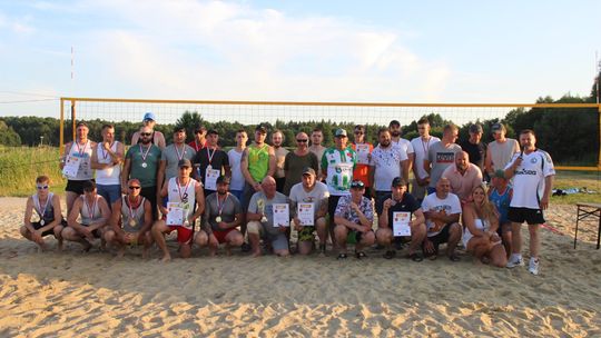 Gm. Kamień. Siatkówka Plażowa o „Puchar Wójta” 2025 [GALERIA ZDJĘĆ]