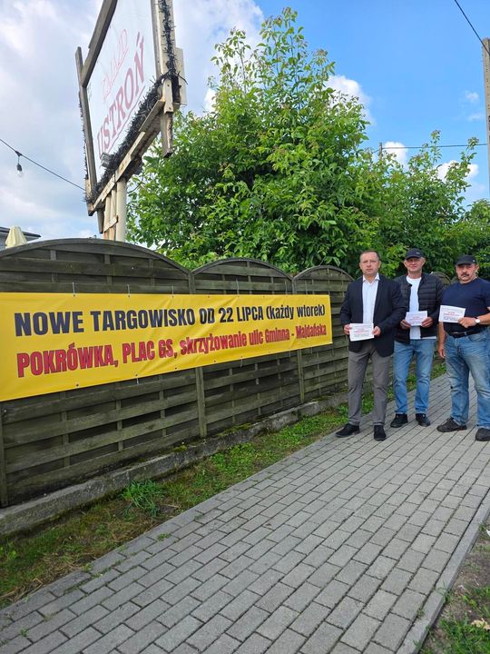 Gm. Chełm. Urządzili targ po swojemu. Rolnicy będą mieć swoje miejsce do handlowania [ZDJĘCIA]