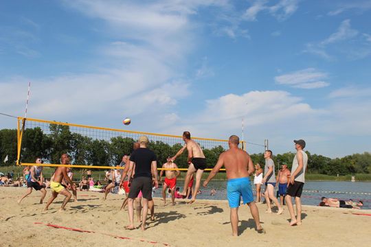 Gm. Kamień. Siatkówka Plażowa o „Puchar Wójta” 2025 [GALERIA ZDJĘĆ]