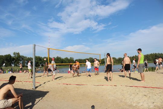 Gm. Kamień. Siatkówka Plażowa o „Puchar Wójta” 2025 [GALERIA ZDJĘĆ]