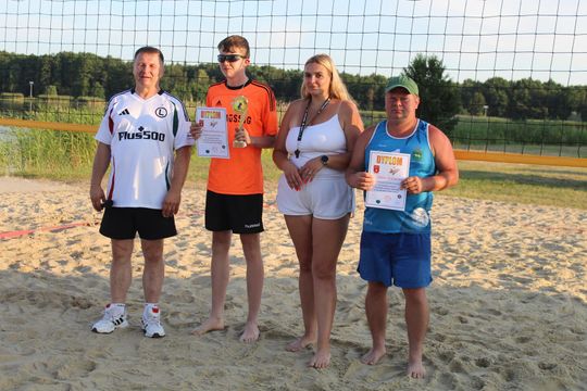 Gm. Kamień. Siatkówka Plażowa o „Puchar Wójta” 2025 [GALERIA ZDJĘĆ]