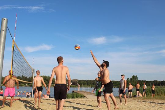 Gm. Kamień. Siatkówka Plażowa o „Puchar Wójta” 2025 [GALERIA ZDJĘĆ]