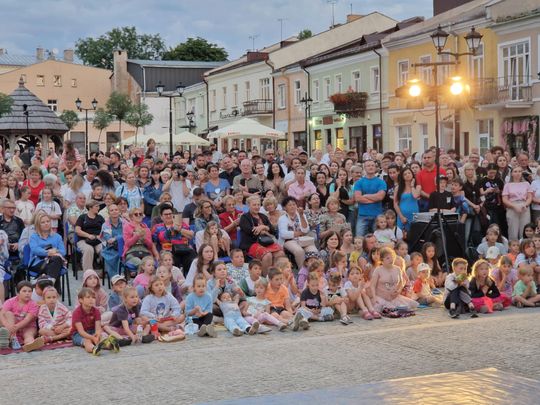 Chełm. XV Międzynarodowy Festiwal Śladami Singera na Placu Łuczkowskiego [GALERIA ZDJĘĆ]