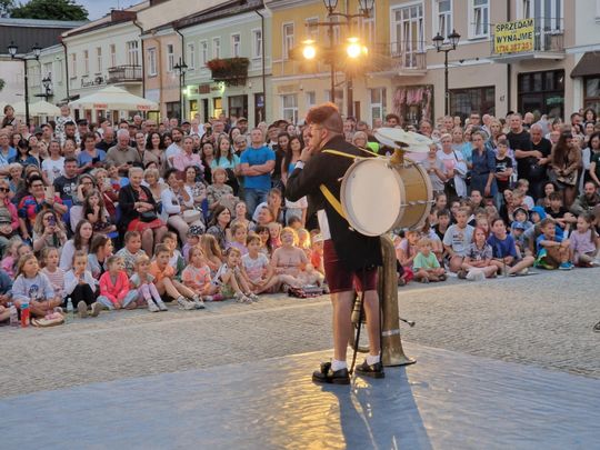 Chełm. XV Międzynarodowy Festiwal Śladami Singera na Placu Łuczkowskiego [GALERIA ZDJĘĆ]
