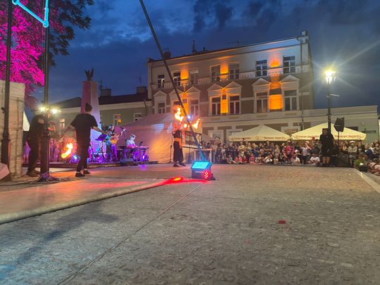 Chełm. XV Międzynarodowy Festiwal Śladami Singera na Placu Łuczkowskiego [GALERIA ZDJĘĆ]