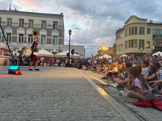 Chełm. XV Międzynarodowy Festiwal Śladami Singera na Placu Łuczkowskiego [GALERIA ZDJĘĆ]