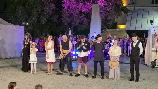 Chełm. XV Międzynarodowy Festiwal Śladami Singera na Placu Łuczkowskiego [GALERIA ZDJĘĆ]