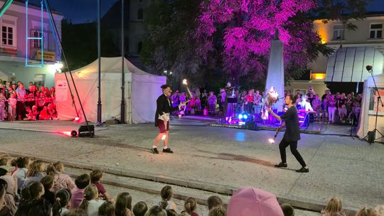 Chełm. XV Międzynarodowy Festiwal Śladami Singera na Placu Łuczkowskiego [GALERIA ZDJĘĆ]