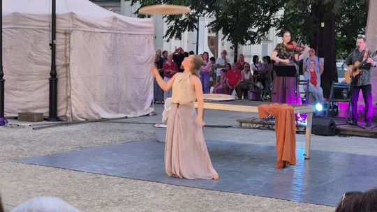 Chełm. XV Międzynarodowy Festiwal Śladami Singera na Placu Łuczkowskiego [GALERIA ZDJĘĆ]