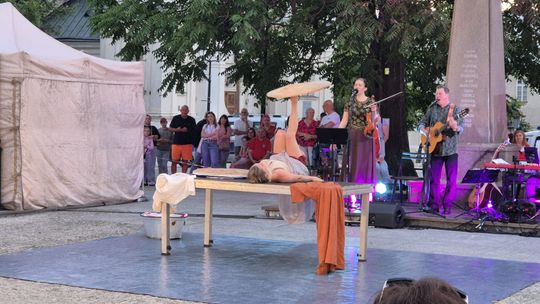 Chełm. XV Międzynarodowy Festiwal Śladami Singera na Placu Łuczkowskiego [GALERIA ZDJĘĆ]