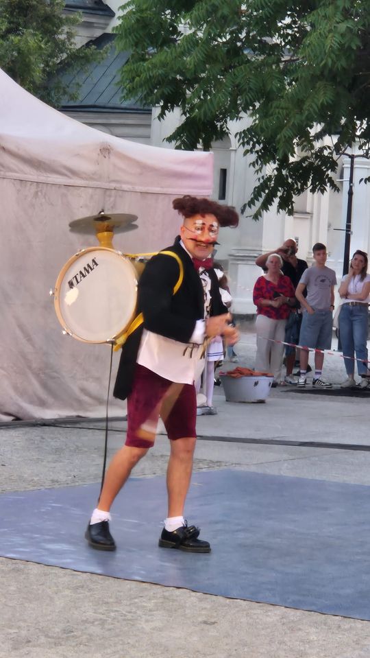 Chełm. XV Międzynarodowy Festiwal Śladami Singera na Placu Łuczkowskiego [GALERIA ZDJĘĆ]