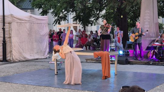 Chełm. XV Międzynarodowy Festiwal Śladami Singera na Placu Łuczkowskiego [GALERIA ZDJĘĆ]