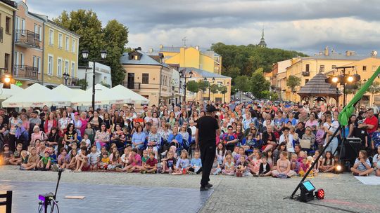 Chełm. XV Międzynarodowy Festiwal Śladami Singera na Placu Łuczkowskiego [GALERIA ZDJĘĆ]