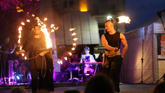 XV Międzynarodowy Festiwal Śladami Singera. Magia na Placu Łuczkowskiego [GALERIA ZDJĘĆ]