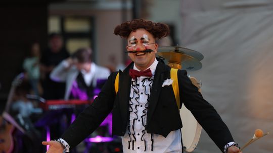 XV Międzynarodowy Festiwal Śladami Singera. Magia na Placu Łuczkowskiego [GALERIA ZDJĘĆ]