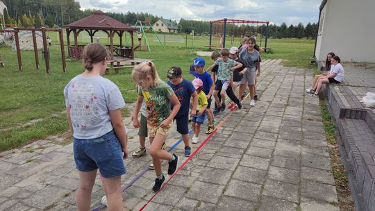 Wakacyjna podróż dookoła świata z GOKiS w Hannie
