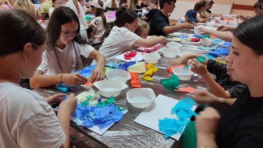 Wakacyjna podróż dookoła świata z GOKiS w Hannie