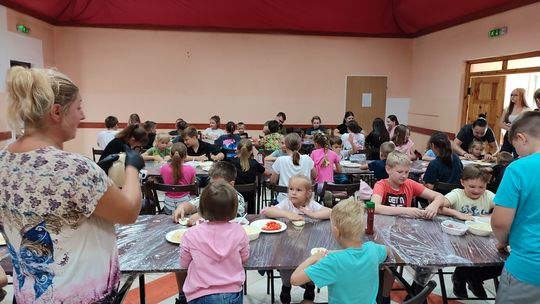 Wakacyjna podróż dookoła świata z GOKiS w Hannie