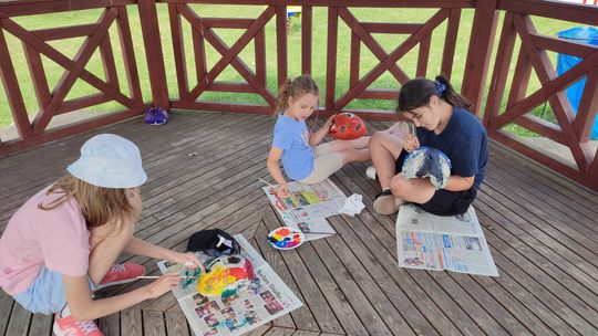 Wakacyjna podróż dookoła świata z GOKiS w Hannie