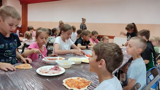 Wakacyjna podróż dookoła świata z GOKiS w Hannie