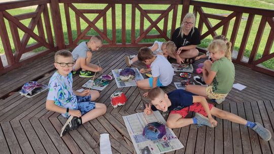 Wakacyjna podróż dookoła świata z GOKiS w Hannie