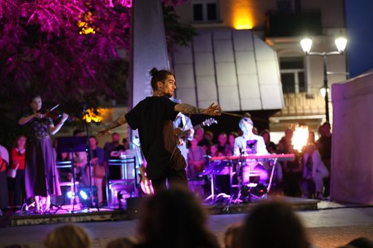 XV Międzynarodowy Festiwal Śladami Singera. Magia na Placu Łuczkowskiego [GALERIA ZDJĘĆ]