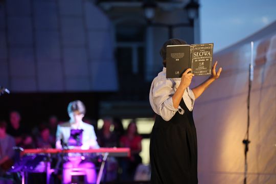 XV Międzynarodowy Festiwal Śladami Singera. Magia na Placu Łuczkowskiego [GALERIA ZDJĘĆ]