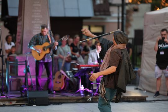 XV Międzynarodowy Festiwal Śladami Singera. Magia na Placu Łuczkowskiego [GALERIA ZDJĘĆ]