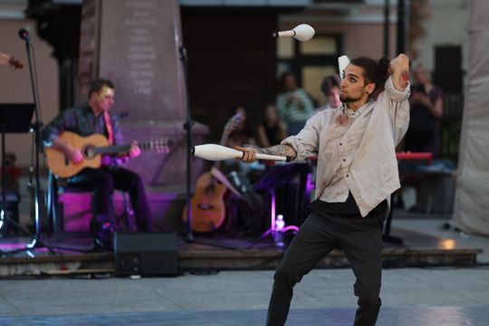 XV Międzynarodowy Festiwal Śladami Singera. Magia na Placu Łuczkowskiego [GALERIA ZDJĘĆ]