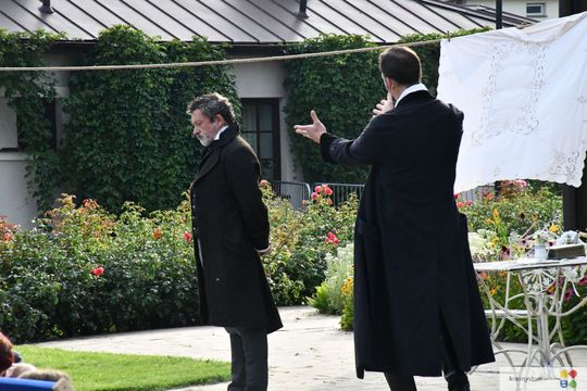 Krasnystaw. „Śluby panieńskie” Aleksandra Fredry w ogrodzie Dworku Starościńskiego [GALERIA ZDJĘĆ]