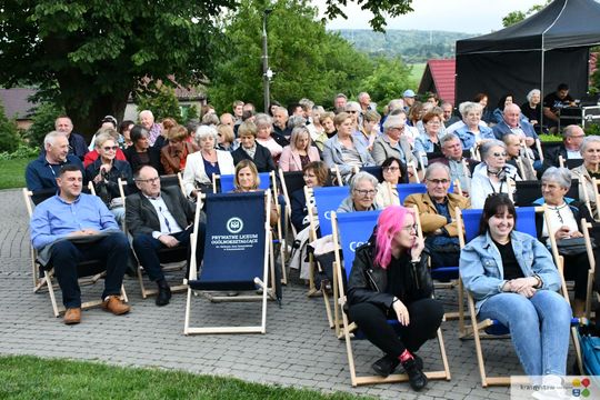 Krasnystaw. „Śluby panieńskie” Aleksandra Fredry w ogrodzie Dworku Starościńskiego [GALERIA ZDJĘĆ]