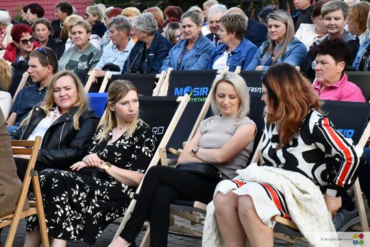 Krasnystaw. „Śluby panieńskie” Aleksandra Fredry w ogrodzie Dworku Starościńskiego [GALERIA ZDJĘĆ]