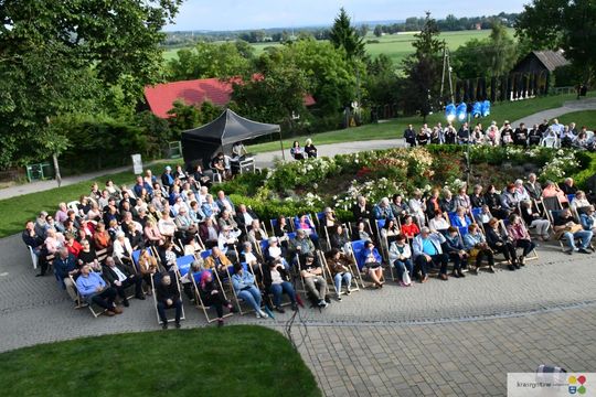 Krasnystaw. „Śluby panieńskie” Aleksandra Fredry w ogrodzie Dworku Starościńskiego [GALERIA ZDJĘĆ]