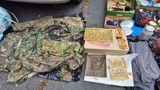 Trwają w Chełmie Targi Staroci. Co można dzisiaj na nich znaleźć? [GALERIA ZDJĘĆ]