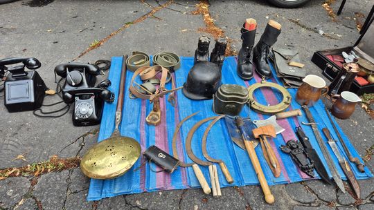 Trwają w Chełmie Targi Staroci. Co można dzisiaj na nich znaleźć? [GALERIA ZDJĘĆ]