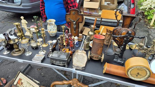 Trwają w Chełmie Targi Staroci. Co można dzisiaj na nich znaleźć? [GALERIA ZDJĘĆ]